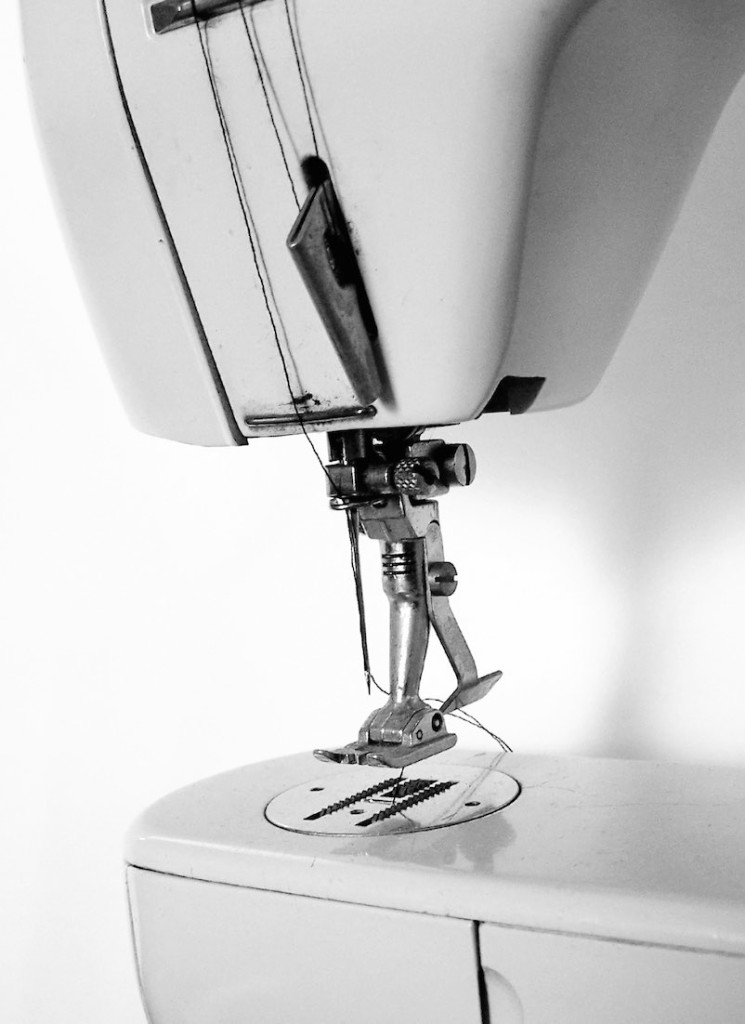 sewing-machine-vintage