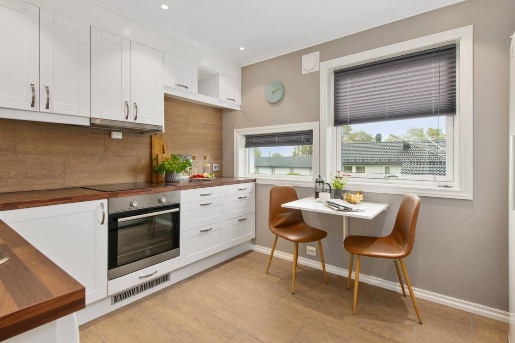 4 Tips for Making Use of Space in a Small Kitchen