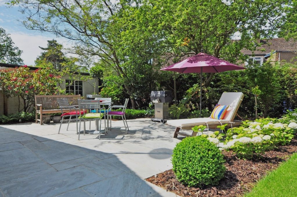 4 Ways to Make It Easier For Your Family to Enjoy Nature at Home
