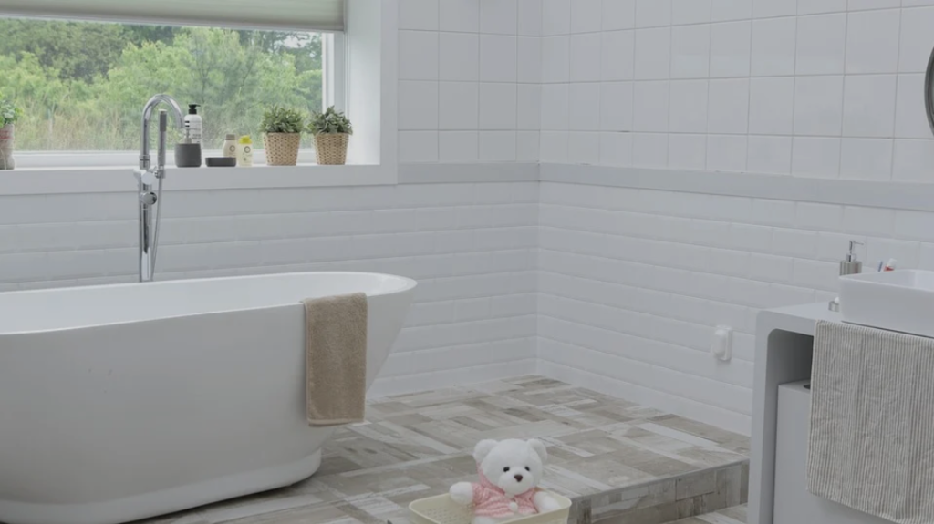4 Ways to Turn Your American Bathroom Into a European Luxury Space