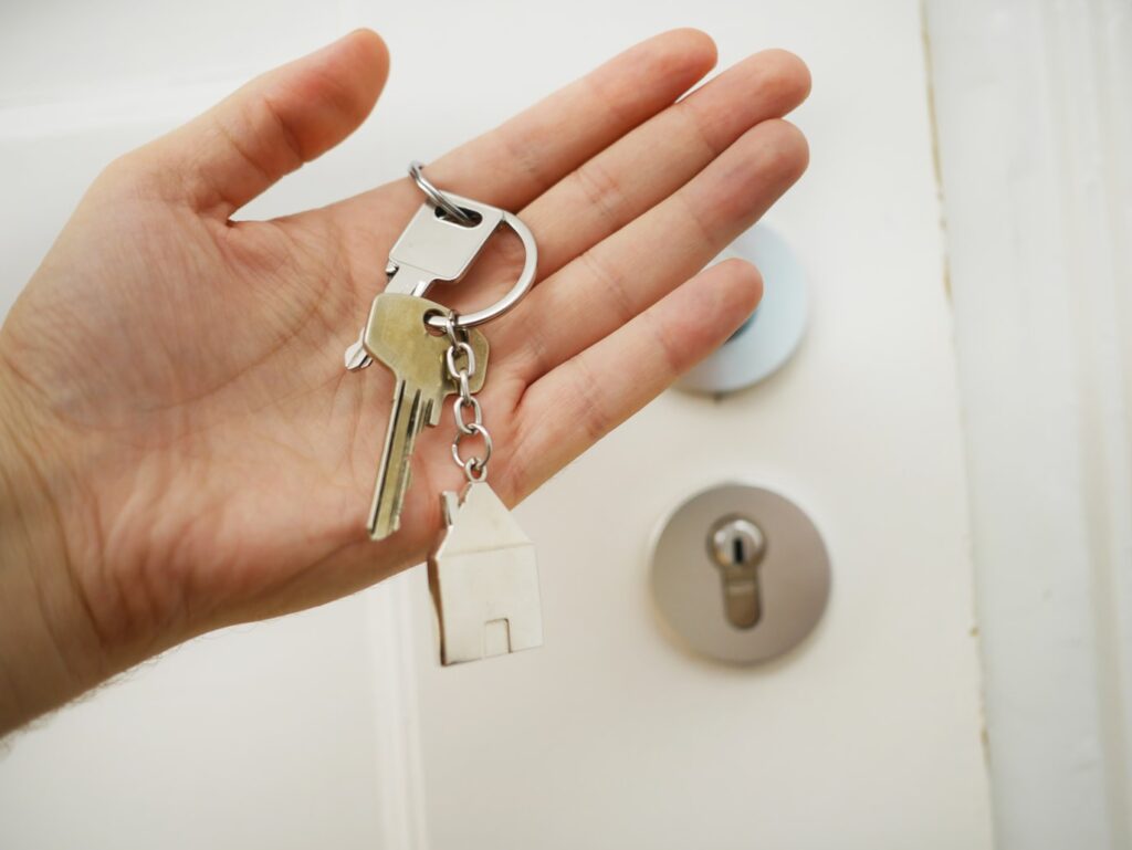 Reasons to Develop a Good Relationship With Your Real Estate Agent 1 Reasons to Develop a Good Relationship With Your Real Estate Agent