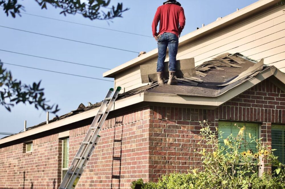 The Dangers of Prolonging Your Roofing Repair