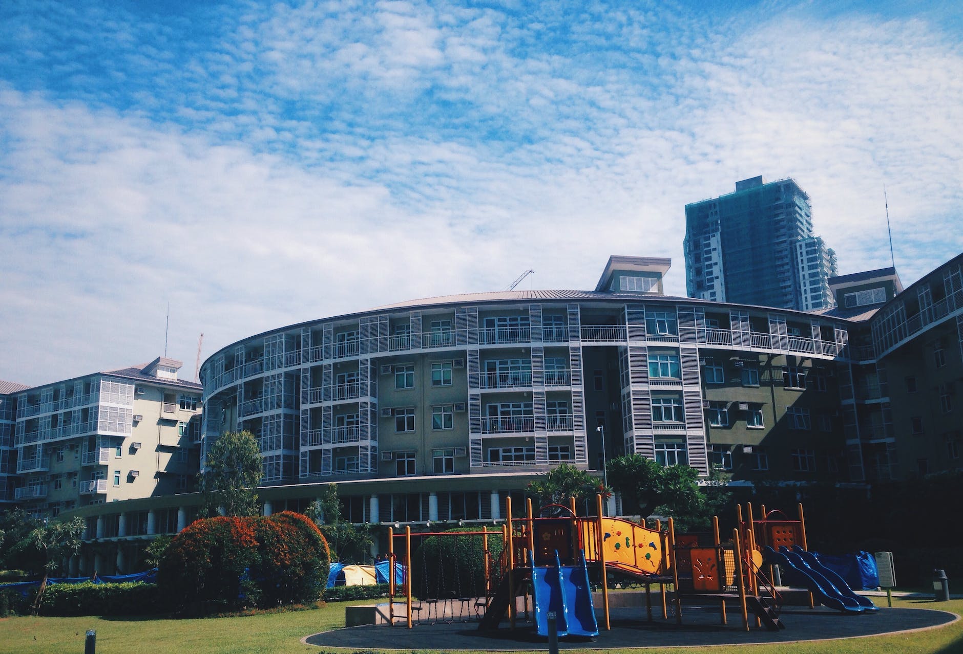 view of buildings in city