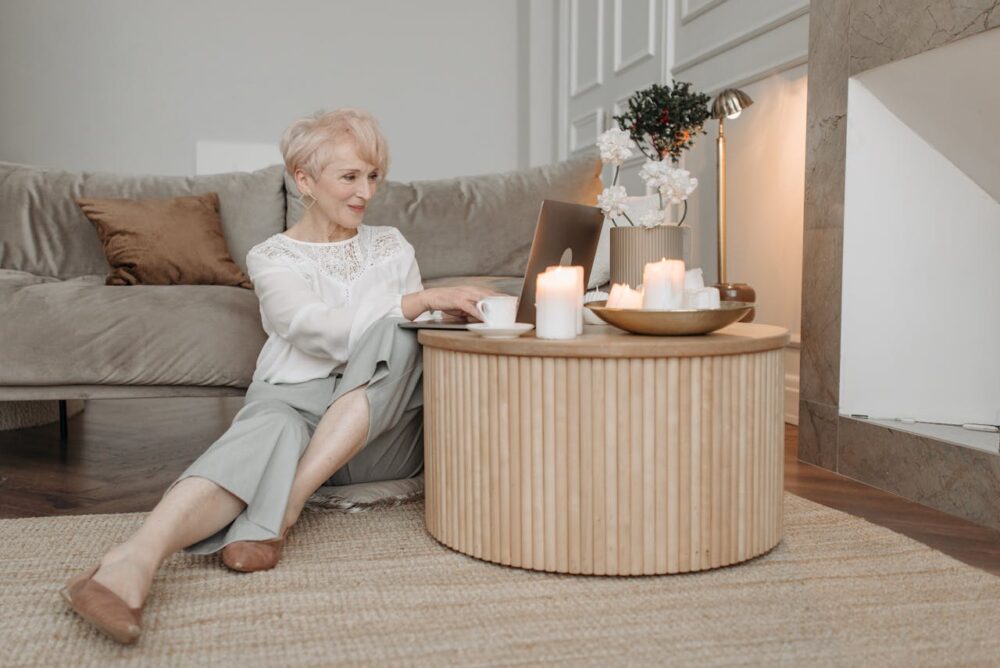 5 Tips for Choosing the Best Senior Living Community for a Revitalizing Retirement 1 5 Tips for Choosing the Best Senior Living Community for a Revitalizing Retirement