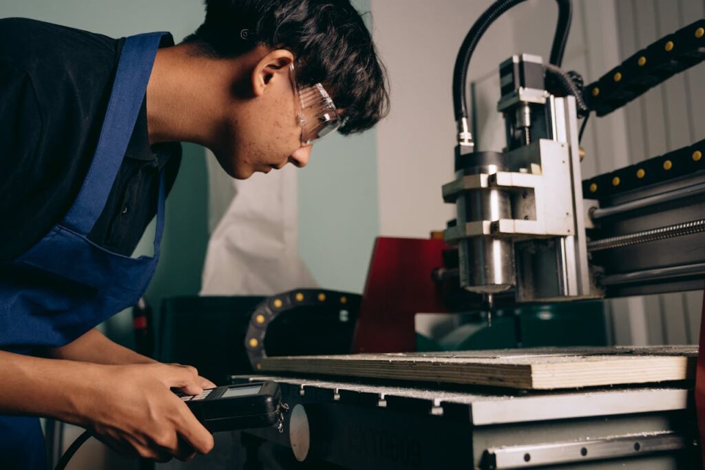 How Leasing Manufacturing Equipment Can Save Your Business Money