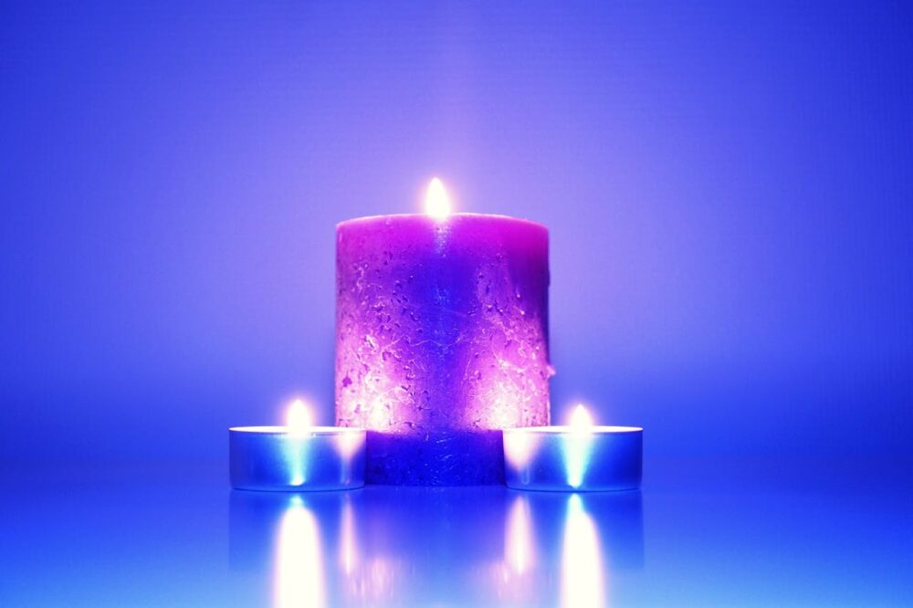How to Choose the Perfect Scented Candle for Every Mood