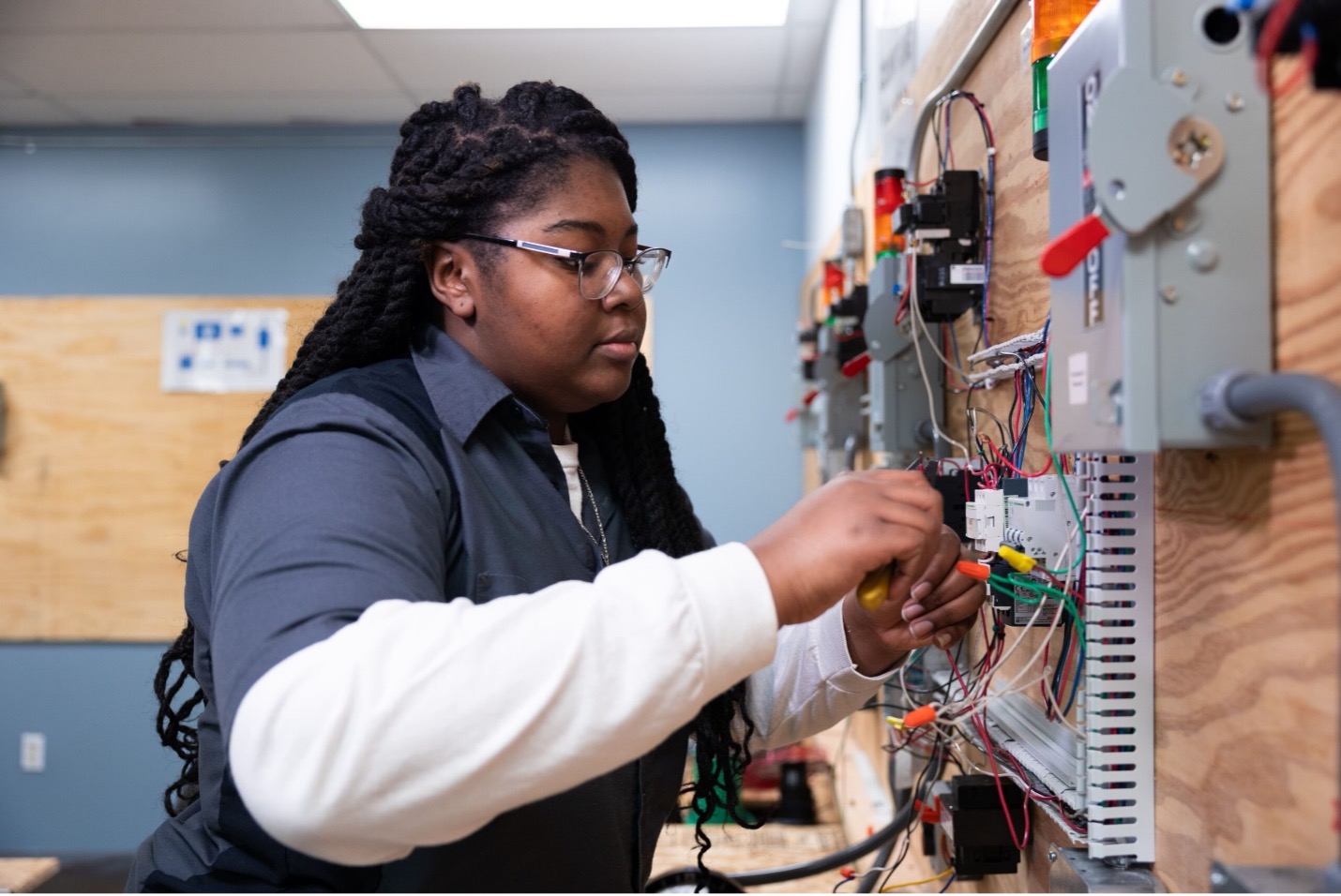 Things to Consider When Choosing a Licensed Electrician Beforehand